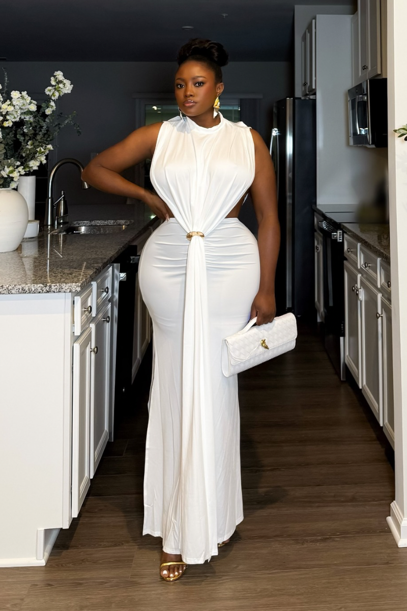 “EMILY” MAXI DRESS (WHITE)