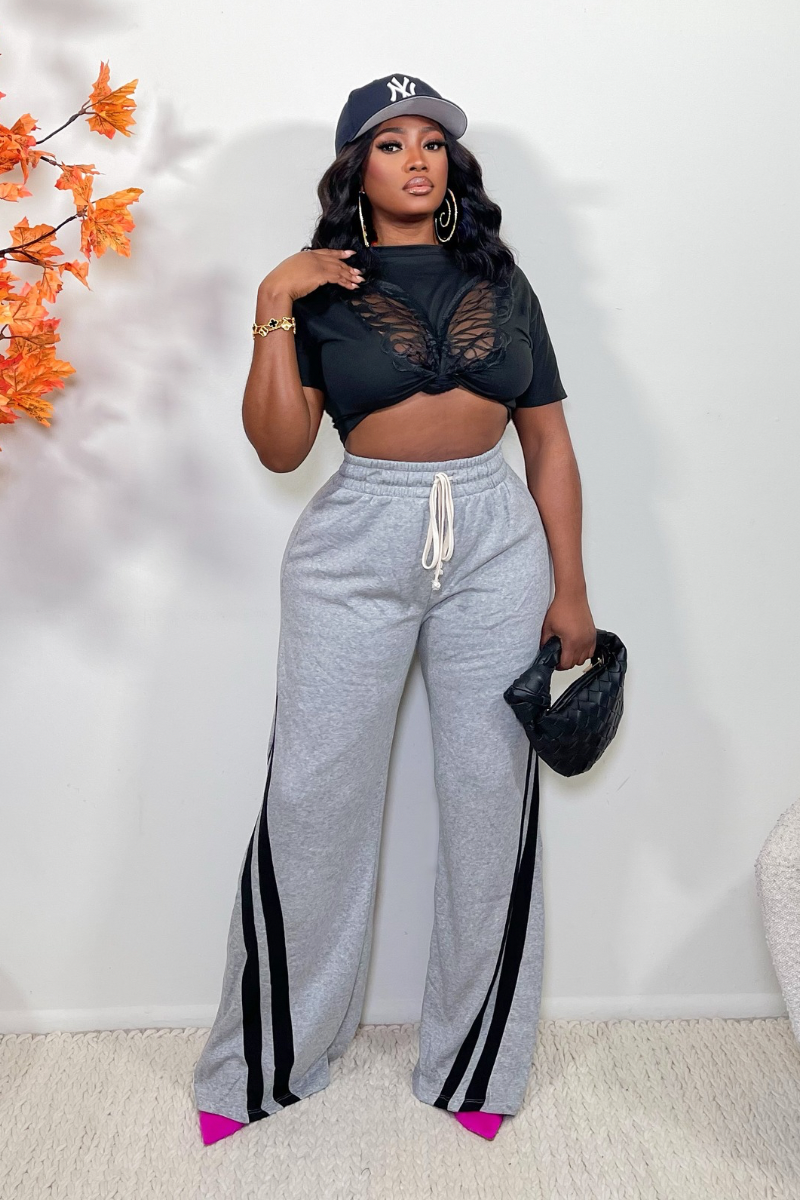 “EASY FIT” WIDE LEG PANTS
