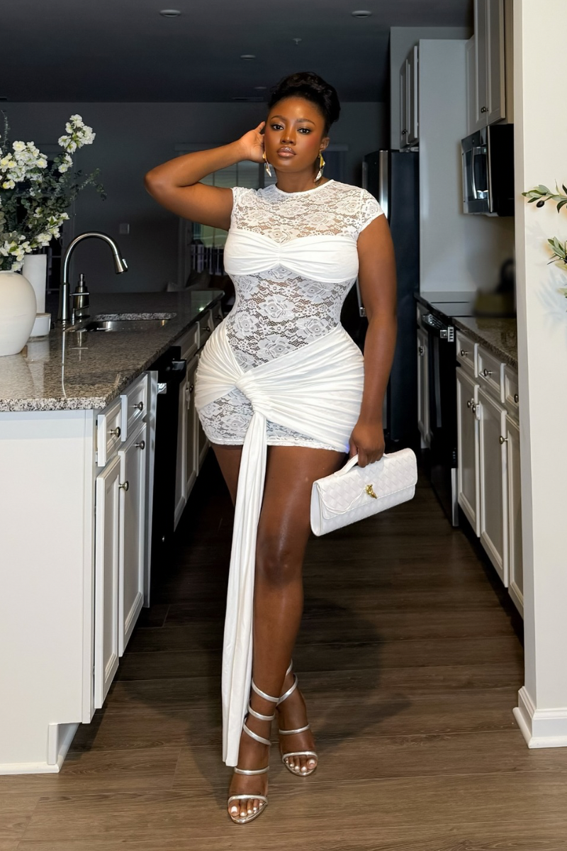 “MYA” LACE MINI DRESS (SLEEVELESS / WHITE)