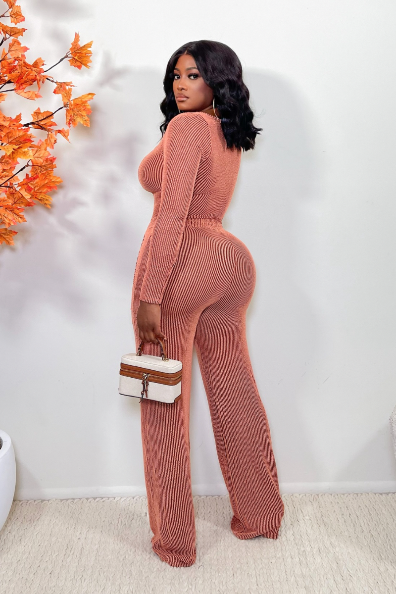 “ARIANA PANTS SET (RUST)