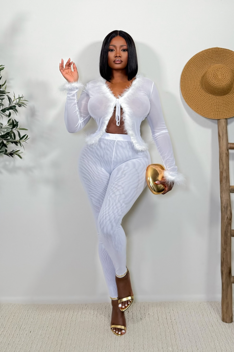 “JOLIE” TWO PIECE SET (WHITE)