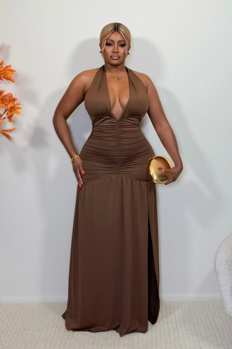 “CASSIE” MAXI DRESS (BROWN)