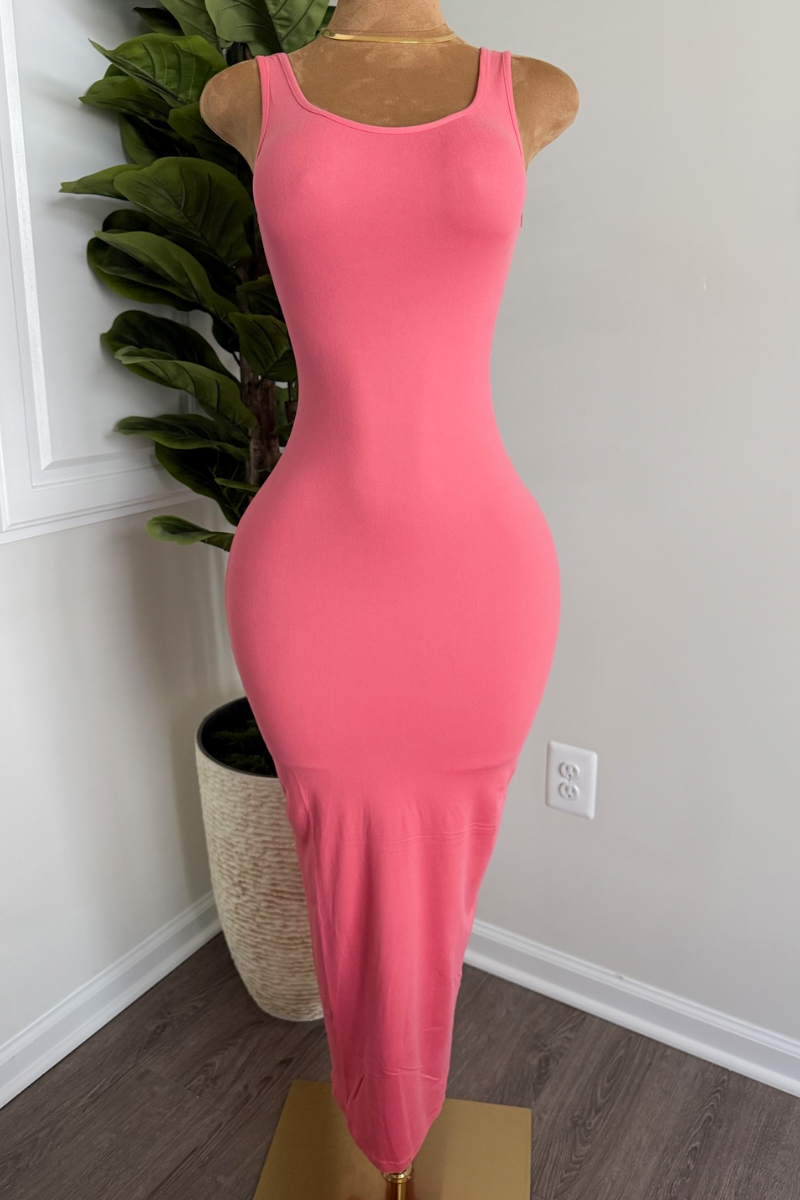 “ESSENTIAL” MAXI DRESS (CORAL)