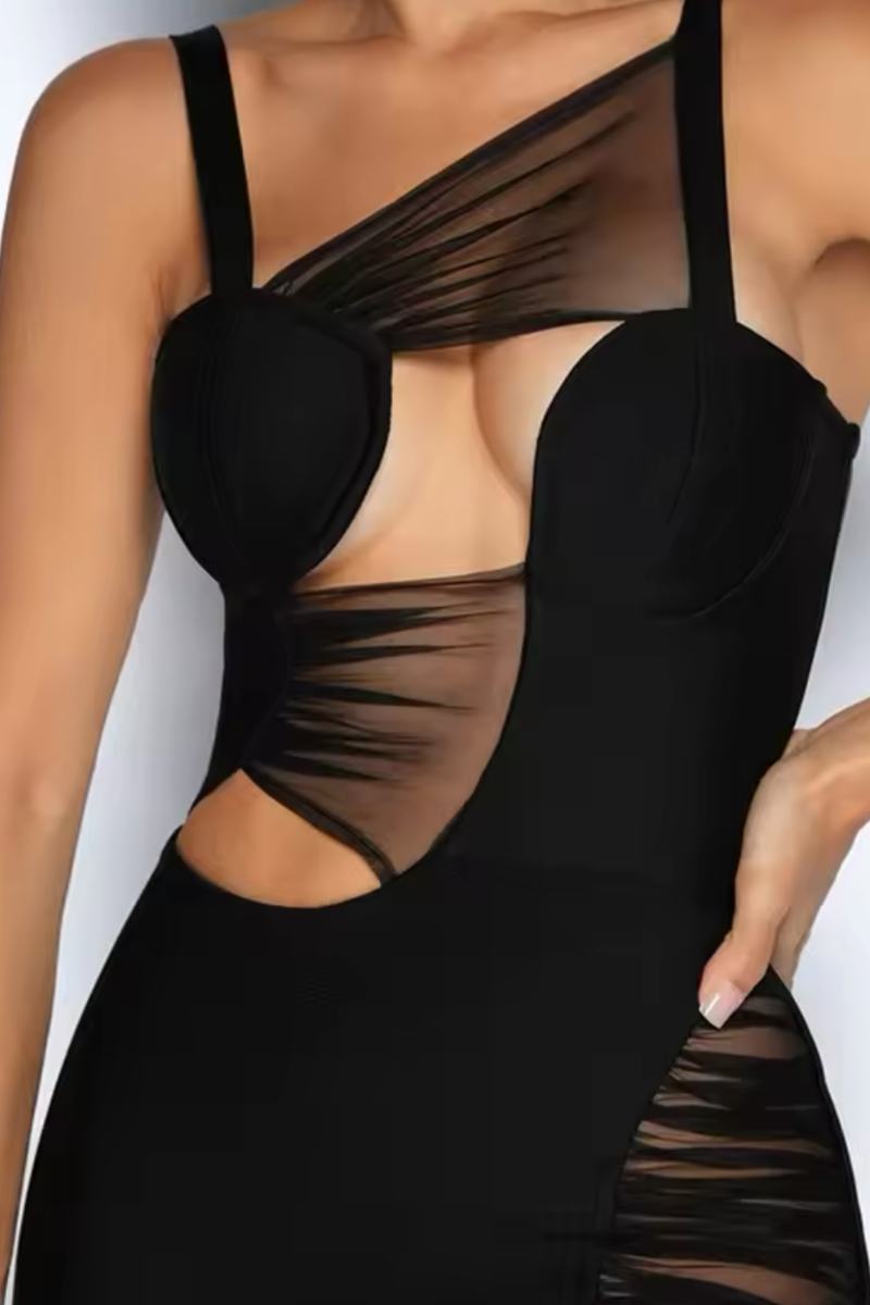 “DATE NIGHT” BANDAGE DRESS