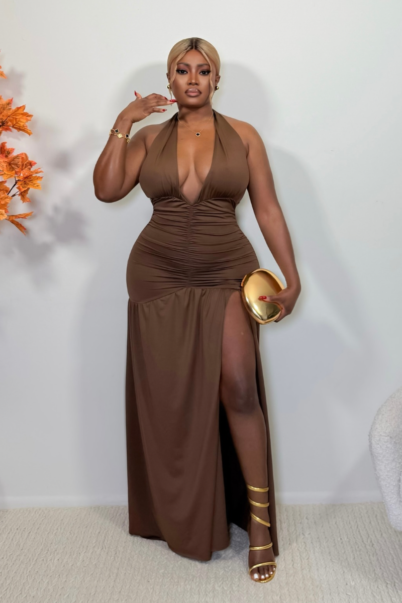 “CASSIE” MAXI DRESS (BROWN)