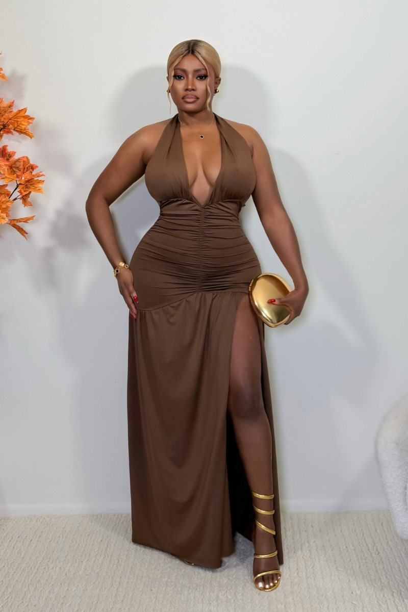 “CASSIE” MAXI DRESS (BROWN)