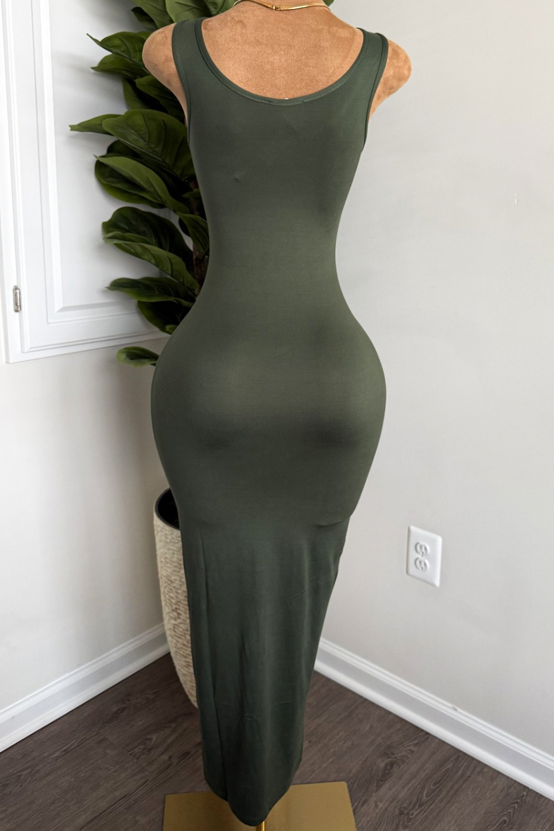 “ESSENTIAL” MAXI DRESS (OLIVE)