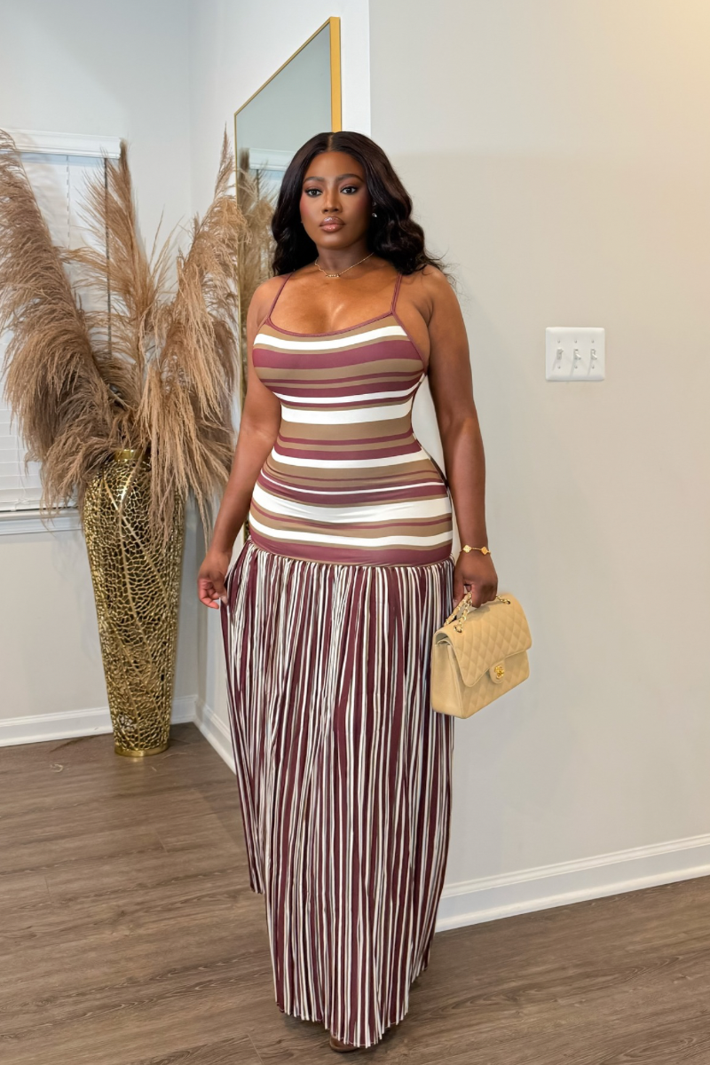 “EMILY” MAXI DRESS (CHOCOLATE)